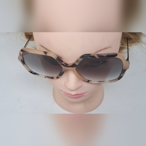 Burberry Sunglasses Havana Gray Gradient Oversized Square Check B4324 59-16-140 - Picture 7 of 16